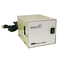Regulador de Voltaje MICROVOLT 1000 VA/750 watts