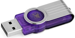 Memoria USB de 32 GB Kingston con USB R-Versible